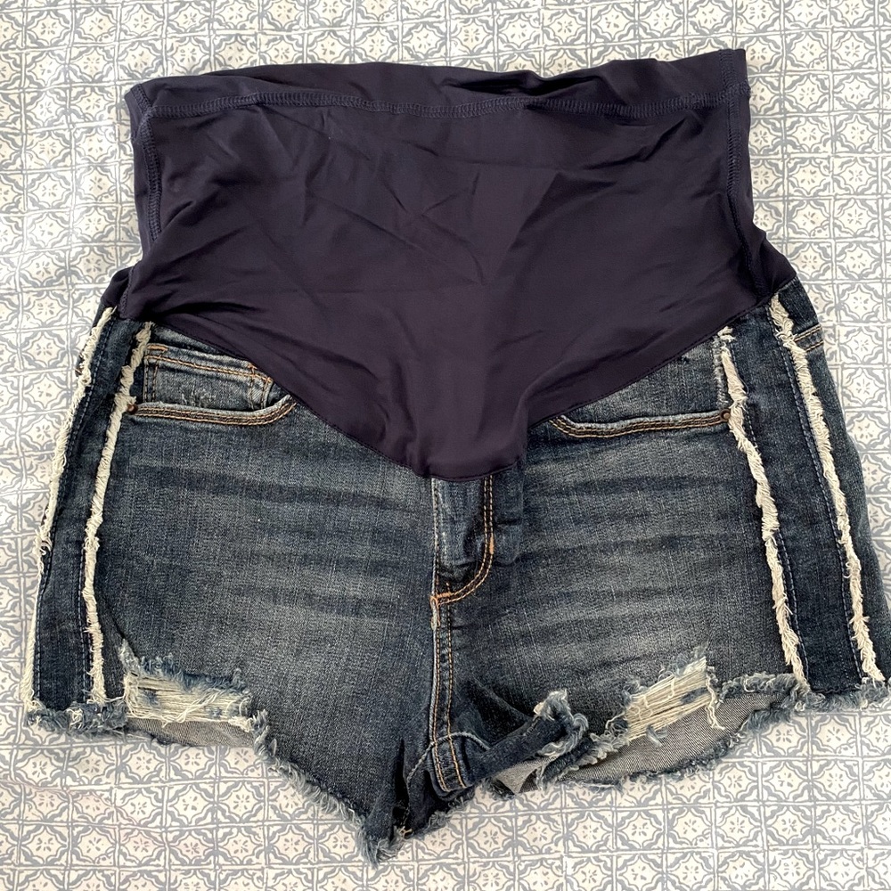 Pinkblush women’s denim maternity shorts